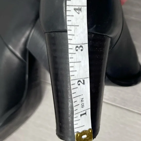 VINCE Erving Western Ankle Bootie Black Leather Stacked Heel Pointed Toe Boots 6 - Picture 14 of 16